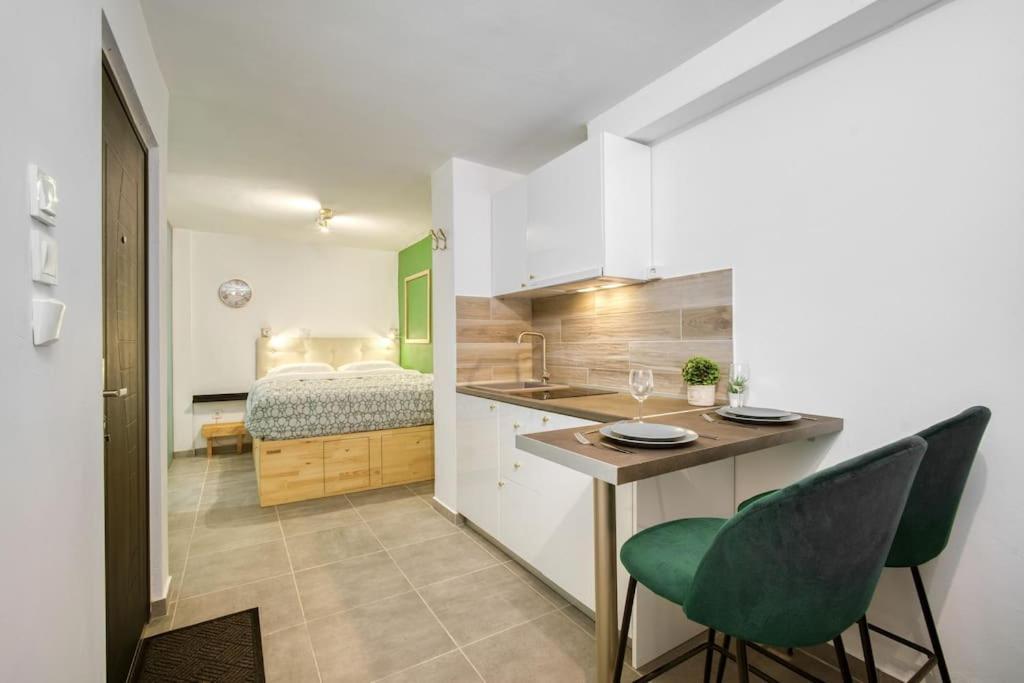 Modern Boutique Apartment Athen Exterior foto