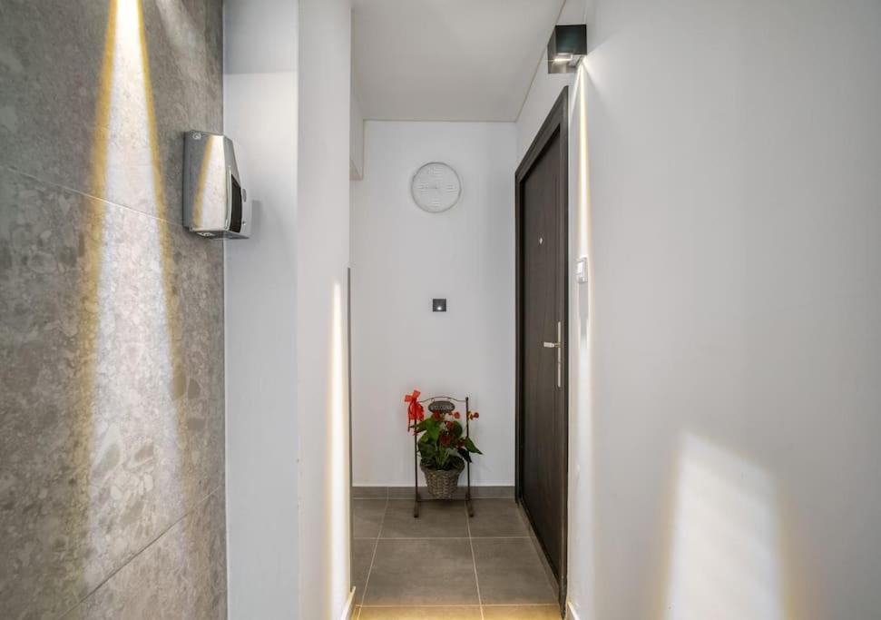 Modern Boutique Apartment Athen Exterior foto